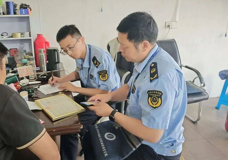 打击大闸蟹市场虚假行为，市场监督重拳出击！