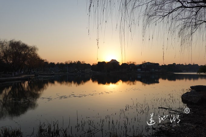 莲池湖-日落时分