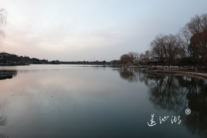莲池湖-夕阳西下