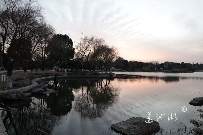 莲池湖-夕阳西下