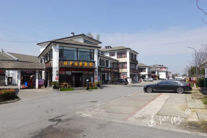 阳澄湖浅水湾商业街(图片)