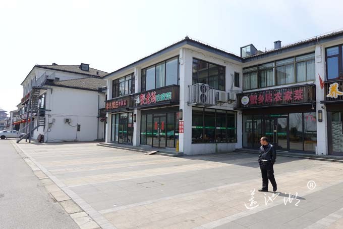 阳澄湖浅水湾商业街(图片)
