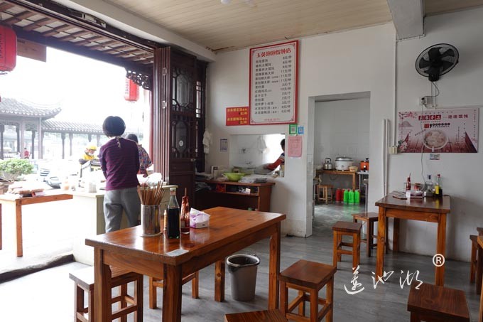 正仪老街的泡泡馄饨