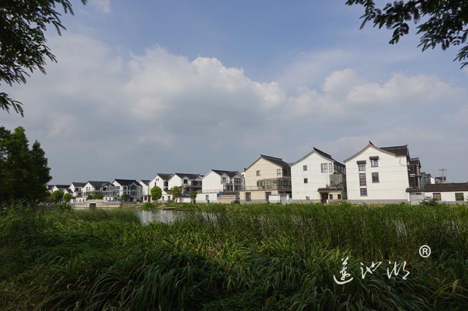 巴城镇有个绰墩山村