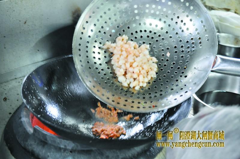 “奢侈”三虾面  