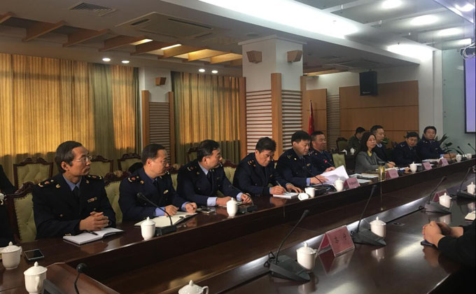 【“过水蟹”横行阳澄湖】苏州市工商等三家单位联合约谈阿里、京东、苏宁、拼多多