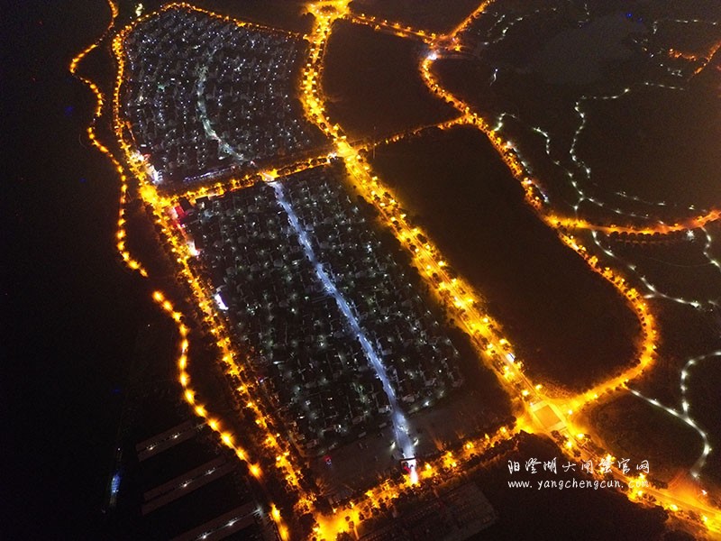 航拍夜幕下的阳澄湖半岛
